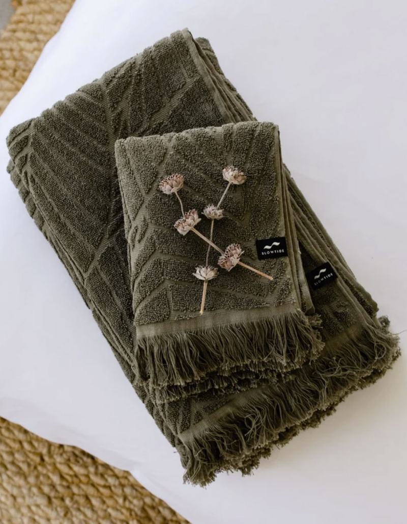 SLOWTIDE Kalo Bath Towel image number 3