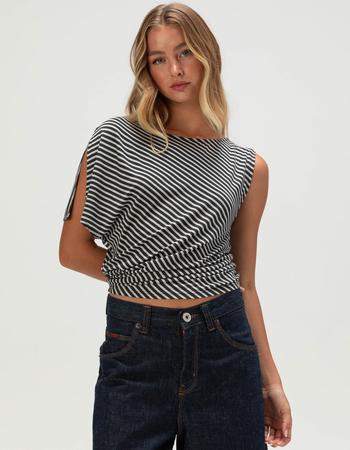 BDG Urban Outfitters Livia Womens Off The Shoulder Top Primary Image
