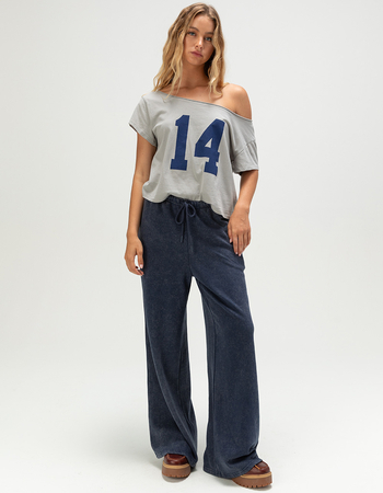 TILLYS Womens Wide Leg Sweatpants Primary Image