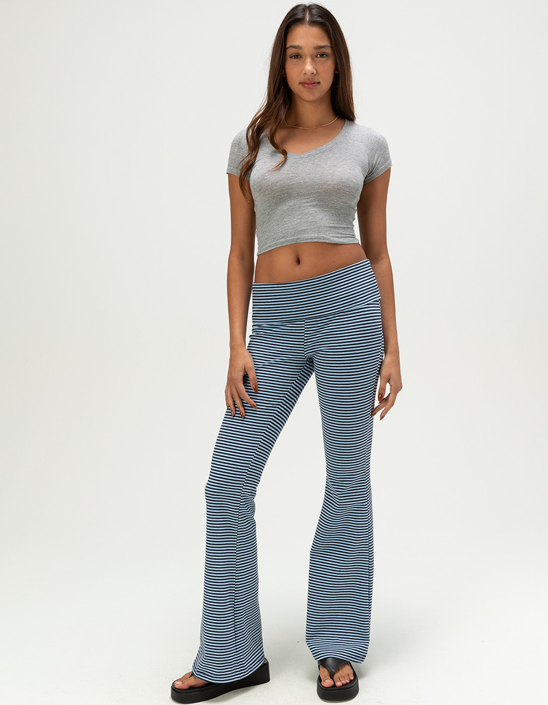 HEART & HIPS Womens V-Neck Crop Tee image number 1