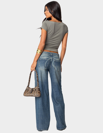 EDIKTED Vyxen Vintage Washed Low Rise Jeans Alternative Image