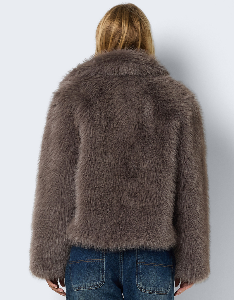 NOISY MAY Evie Womens Faux Fur Jacket image number 3