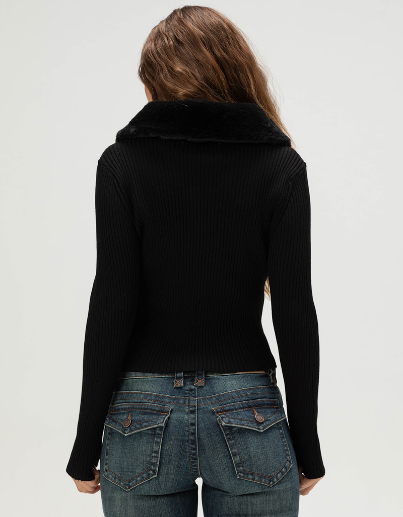 MADDEN GIRL Fur Collar Womens Zip-Up Sweater image number 3
