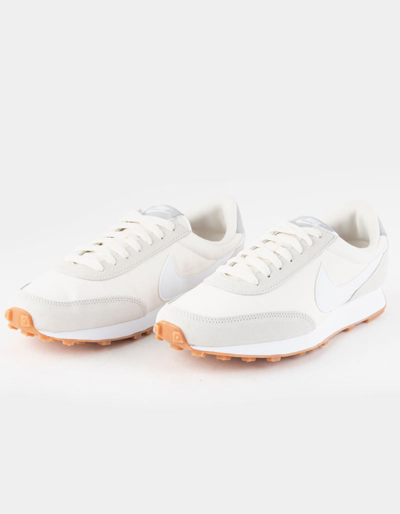 NIKE Daybreak Womens Shoes image number 0