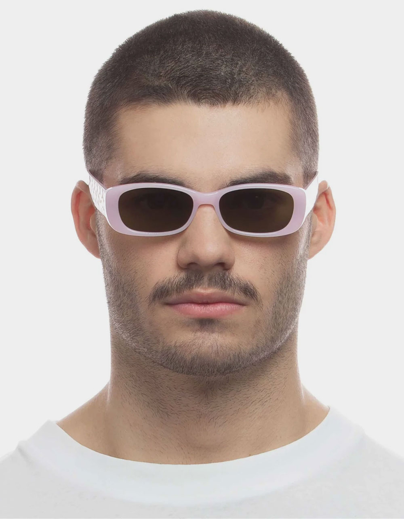 LE SPECS Unreal Quilted Sunglasses image number 3