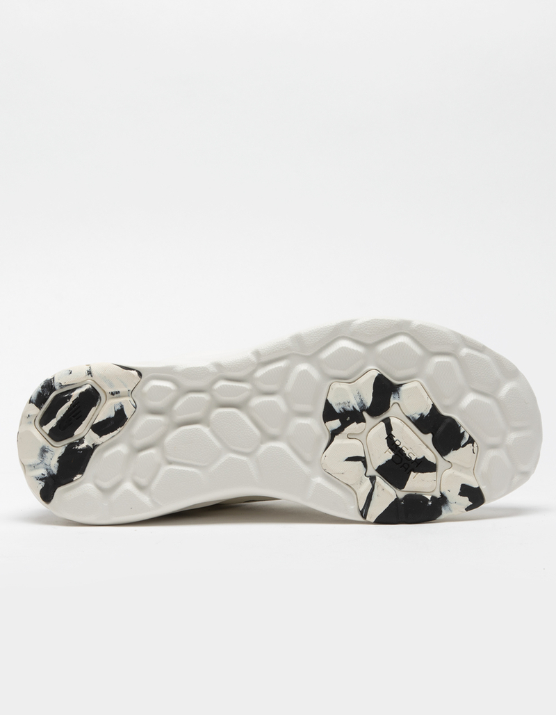 NEW BALANCE WROAVV2 Womens Shoes image number 2