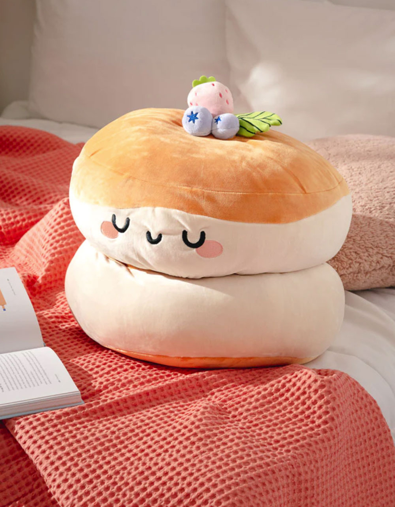 SMOKO Souffle Pancake Mochi Plush Toy image number 4