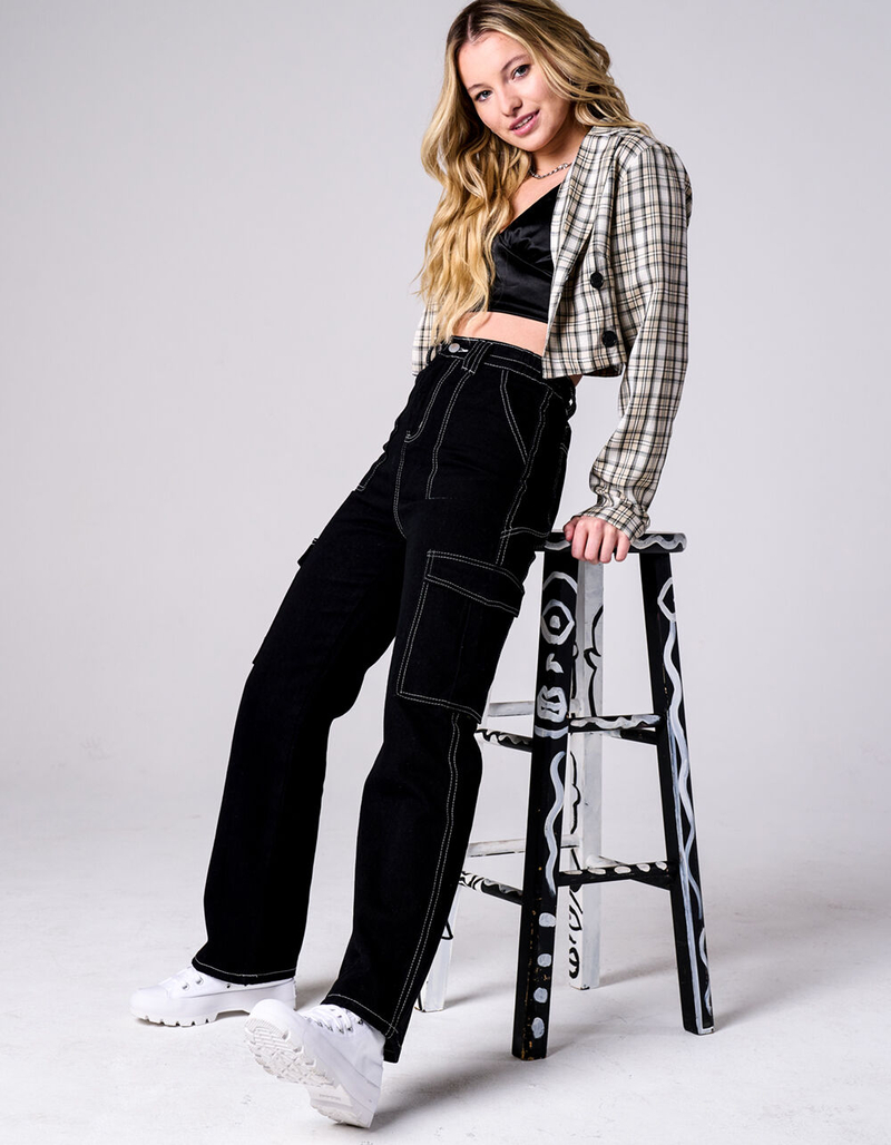 TRUEWRLD Womens Cargo Pants image number 4