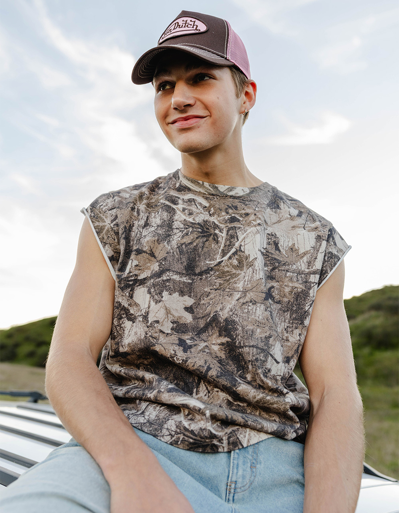 RSQ Mens Washed Cropped Muscle Tee image number 0