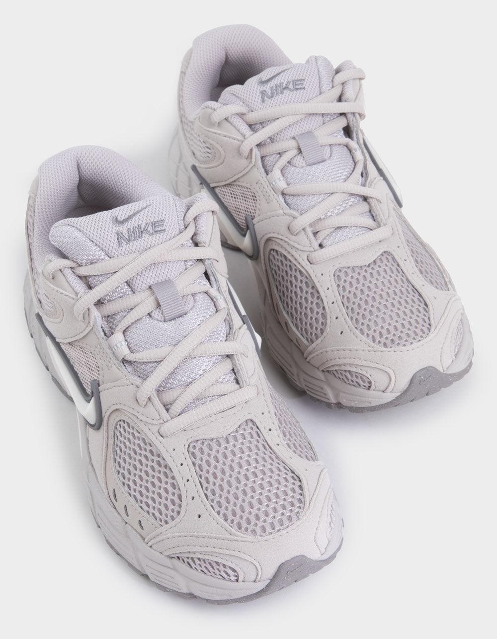 シューズ(女性用) WMNS NIKE LUNARCONTROL VPR 2 W 8.5 NIKE V5 RNR Womens Shoes - MOON | Tillys