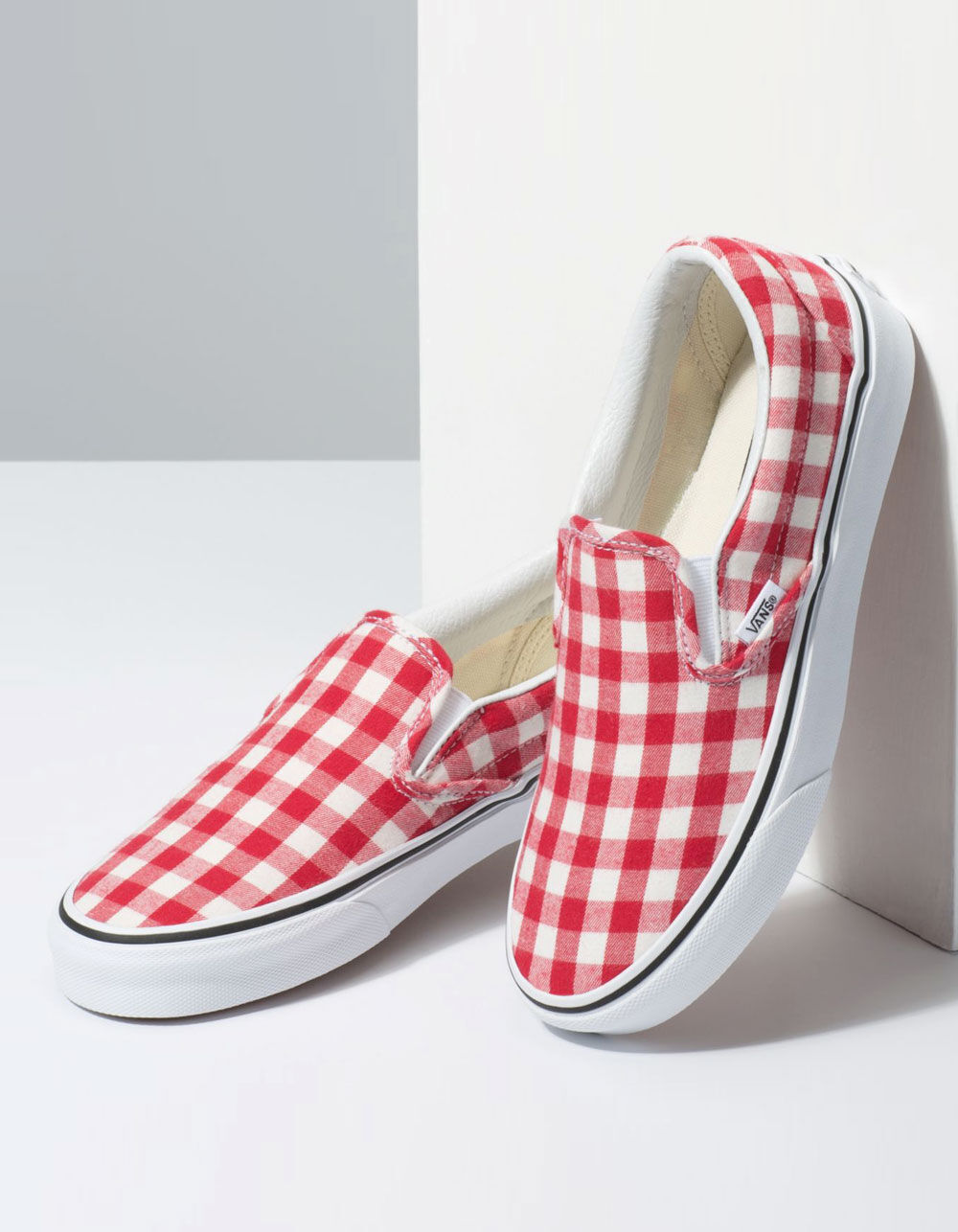 womens gingham vans