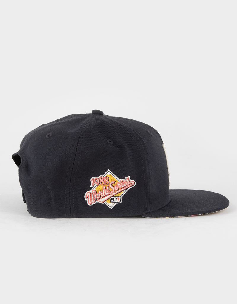 47 BRAND Los Angeles Dodgers '47 Captain Tapestry Under Snapback Hat image number 2