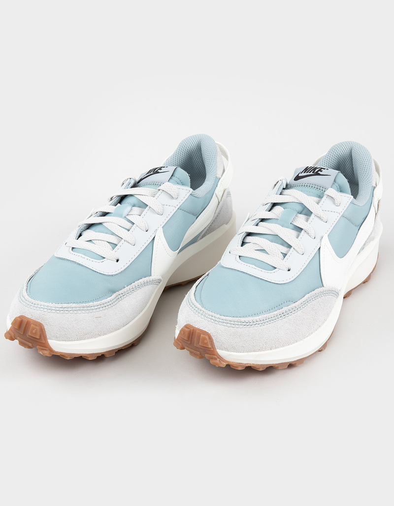 NIKE Waffle Debut Womens Shoes image number 1