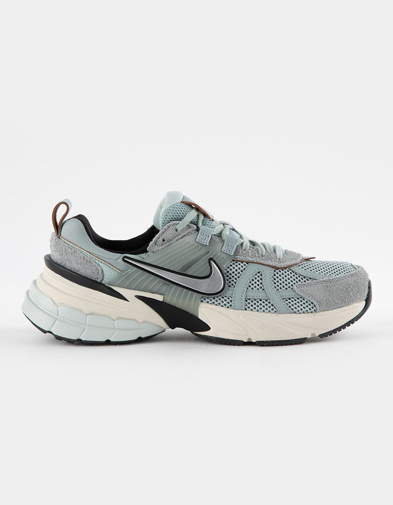 NIKE V2K Womens Running Shoes image number 0