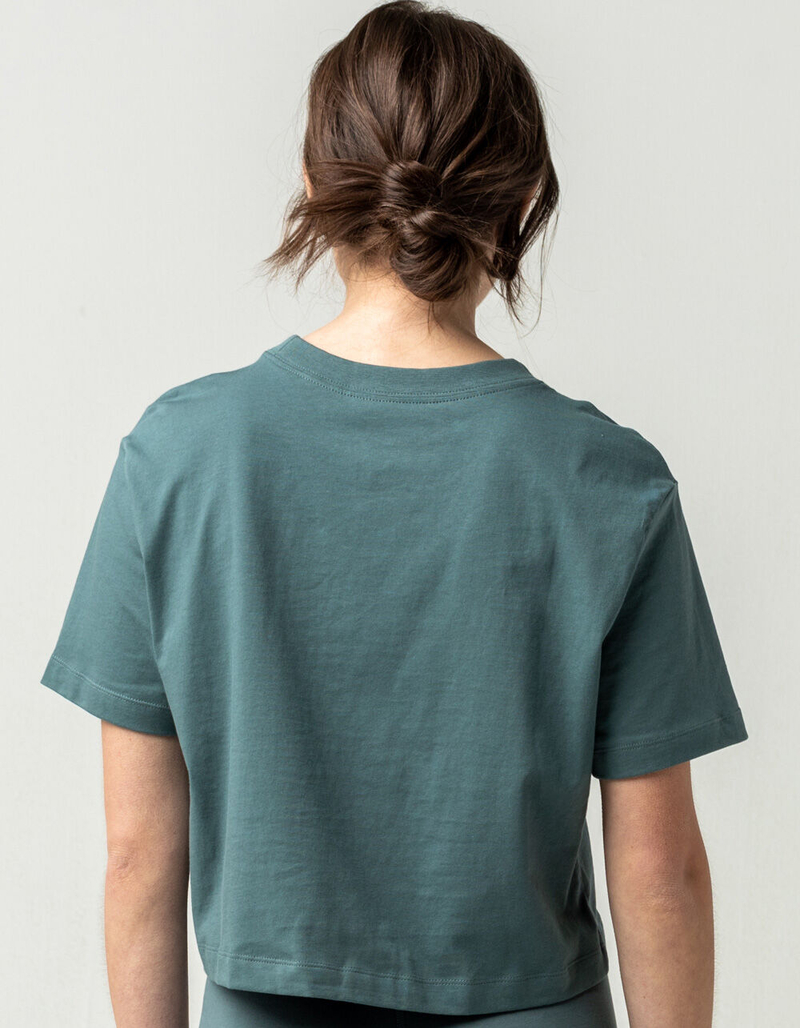 NIKE Sportswear Essential Womens Crop Tee image number 2