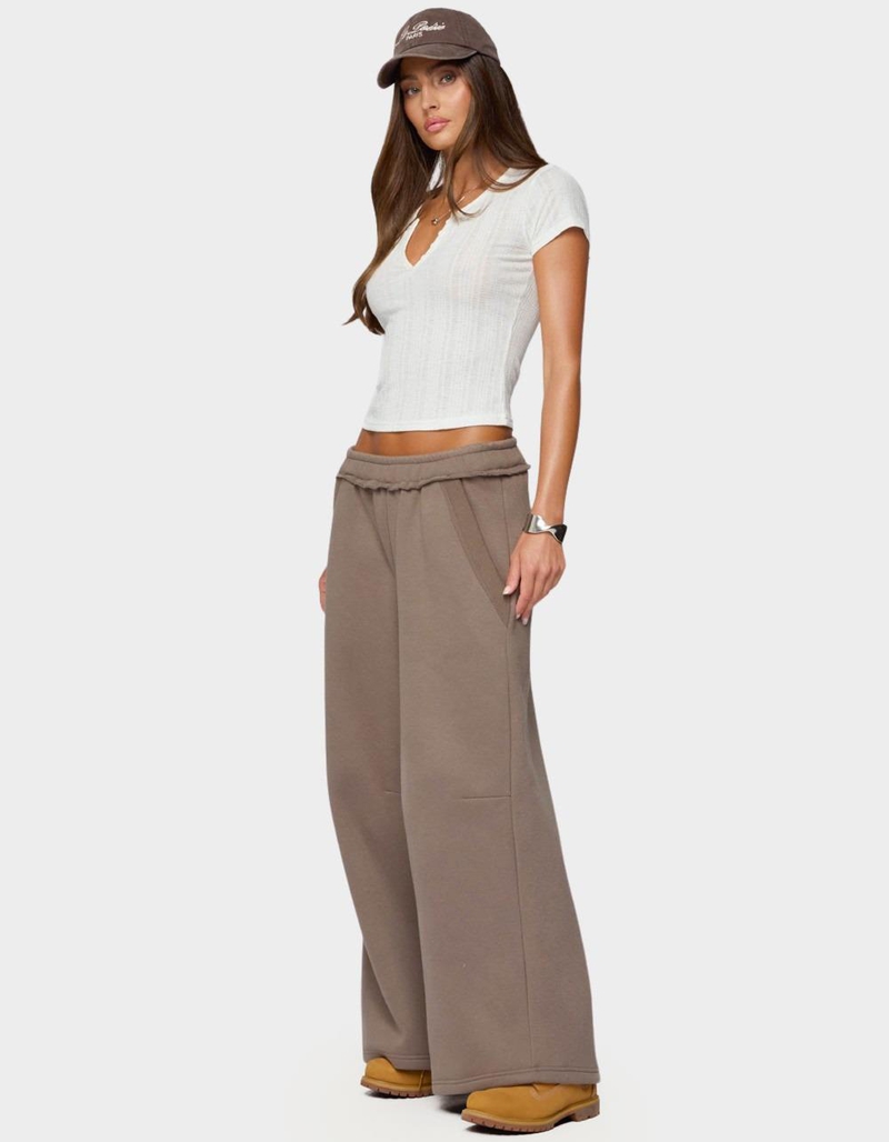 EDIKTED Kori Oversized Sweatpants image number 3