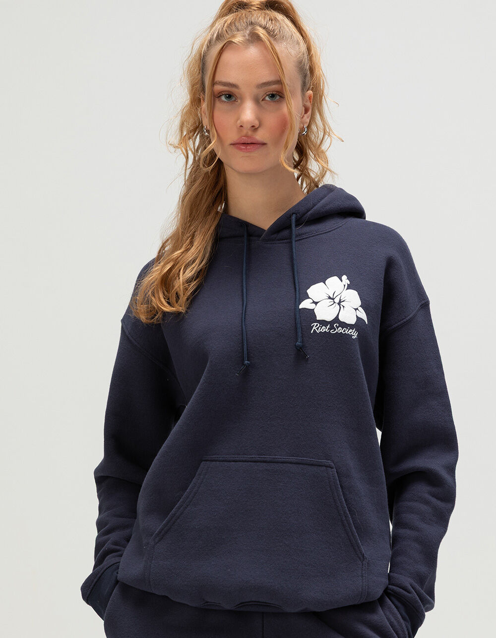 RIOT SOCIETY Beach Womens Hoodie - NAVY | Tillys