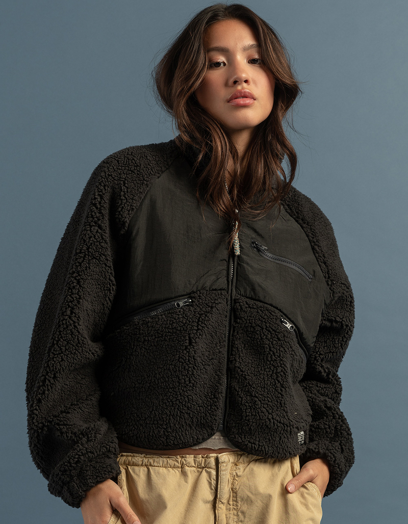 BDG Urban Outfitters Boxy Cozy Fleece Womens Jacket image number 0