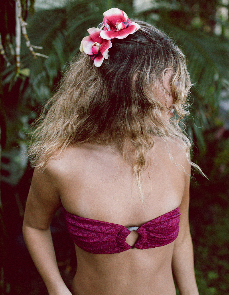 FULL TILT Floral Claw Clip image number 3