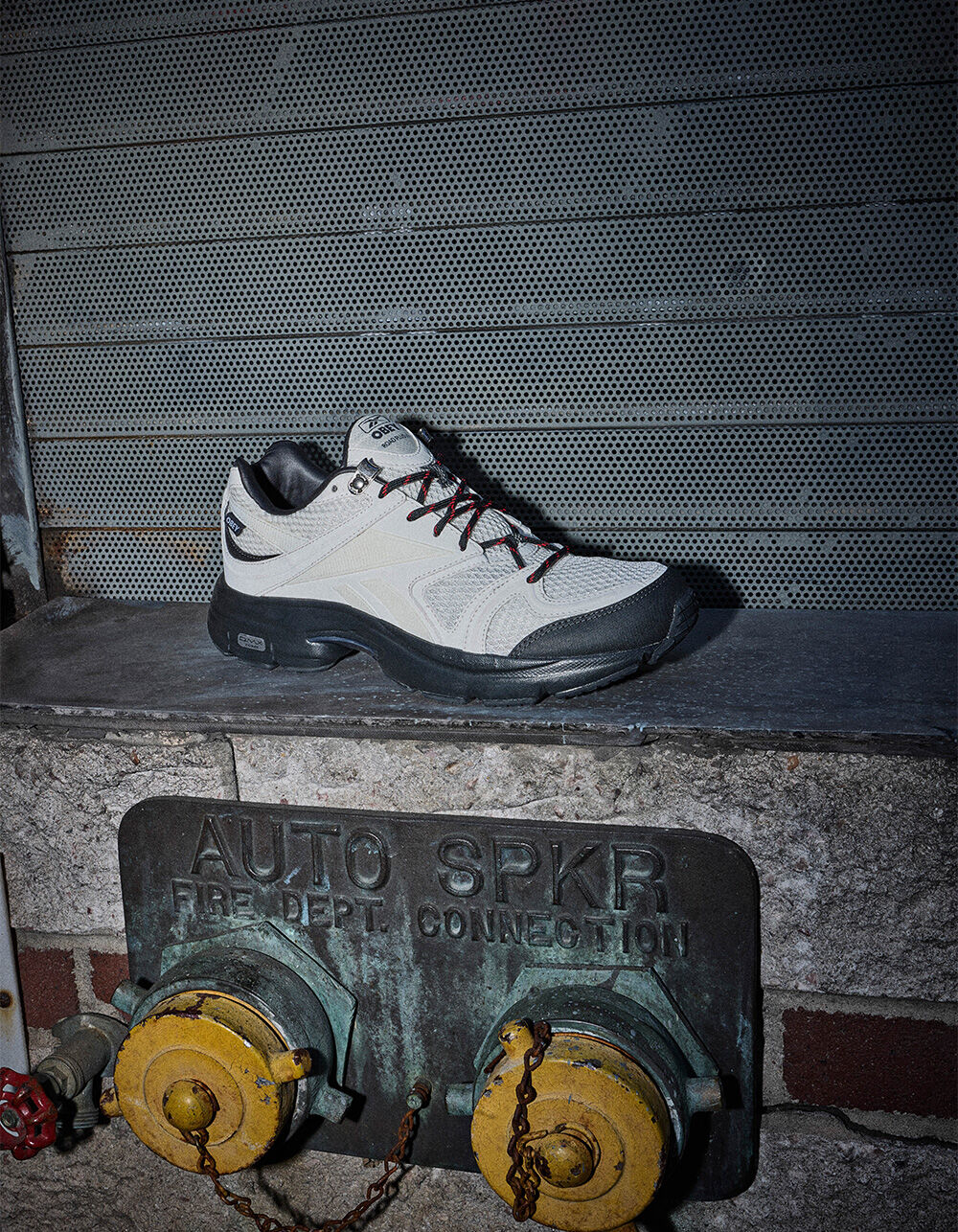 Reebok × OBEY PREMIER ROAD PLUS VI REEBOK x OBEY Premier Road Plus VI Mens Shoes - WHT/BLK - M8
