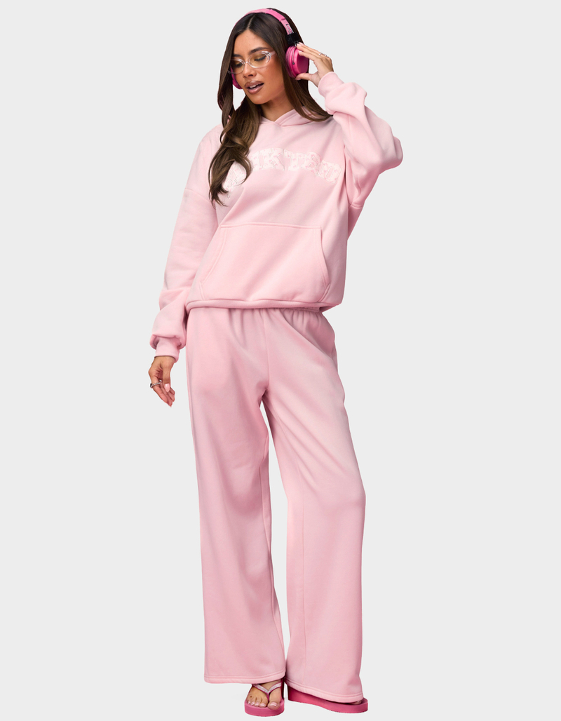 EDIKTED Edikted Hearts Barbie&trade; Baggy Sweatpants image number 3