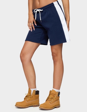 EDIKTED Contrast Nylon Bermuda Shorts Alternative Image
