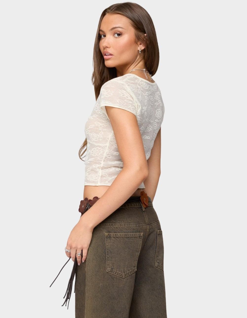 EDIKTED Kristal Twist Front V-Neck Top image number 2