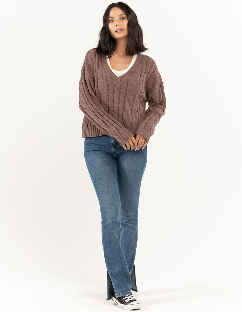 RSQ Womens Chenille Cable V Neck Sweater image number 4