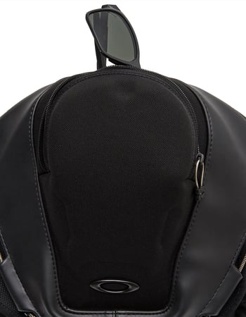 OAKLEY Kitchen Sink Backpack Alternative Image