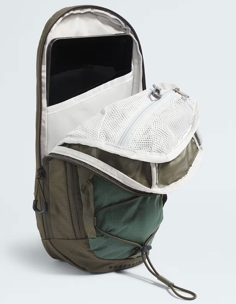 THE NORTH FACE Borealis Sling Pack image number 3