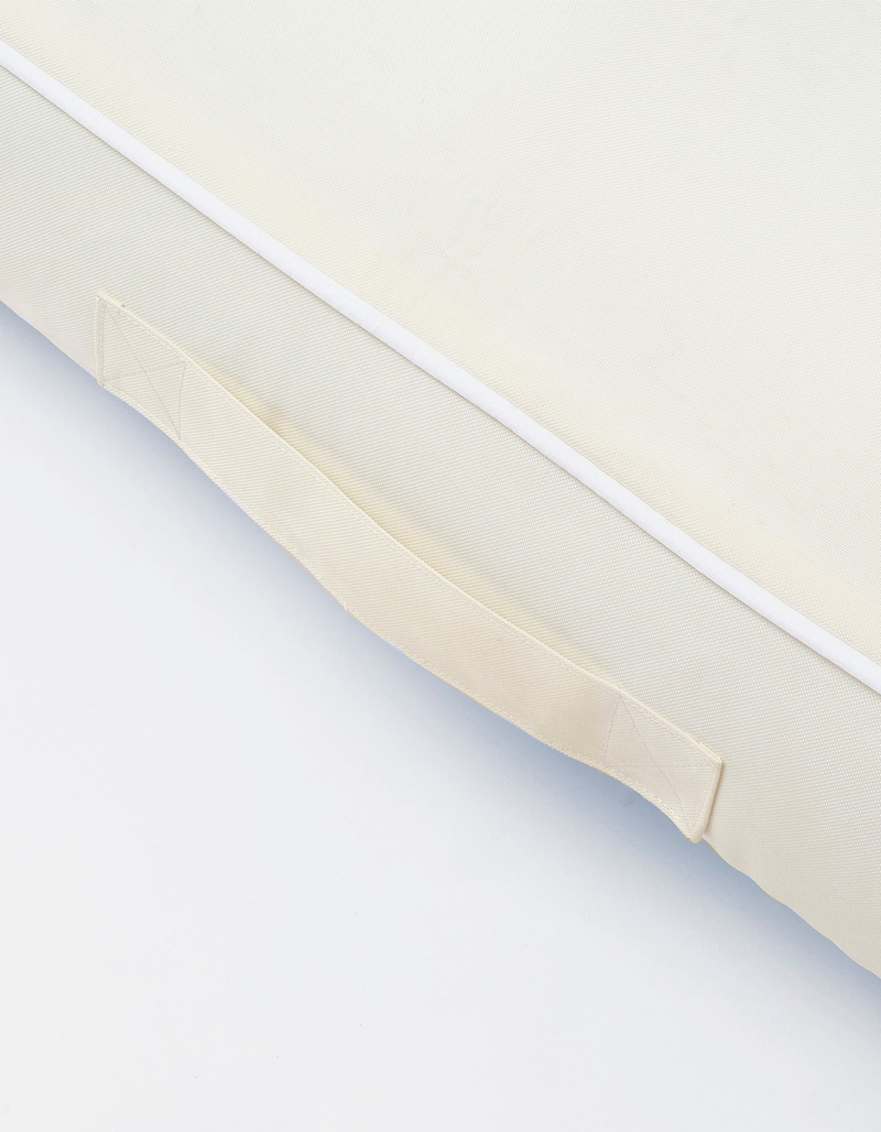 SUNNYLIFE Luxe Lie-On Lounger image number 6