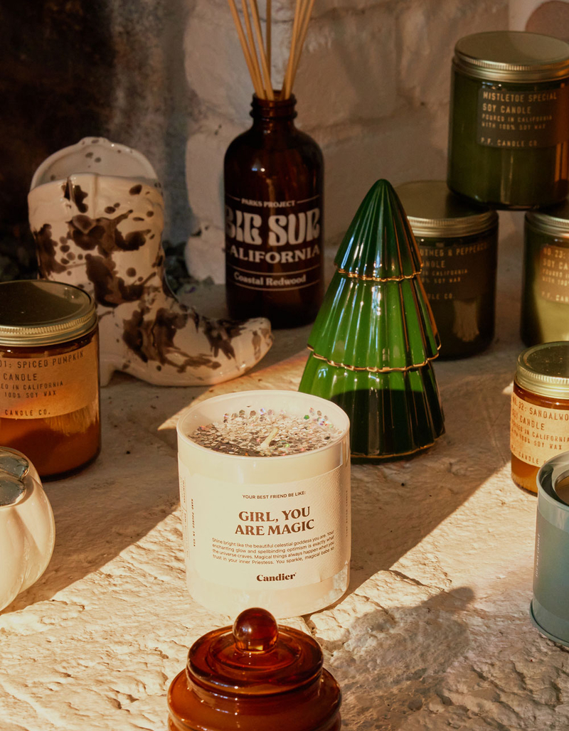 ILLUME Vanilla Spruce Gilded Tree Candle image number 2