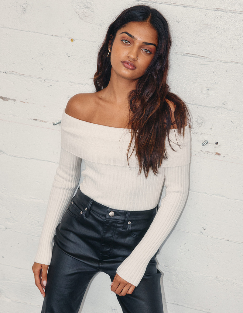 WEST OF MELROSE Off The Shoulder Womens Long Sleeve Top image number 0