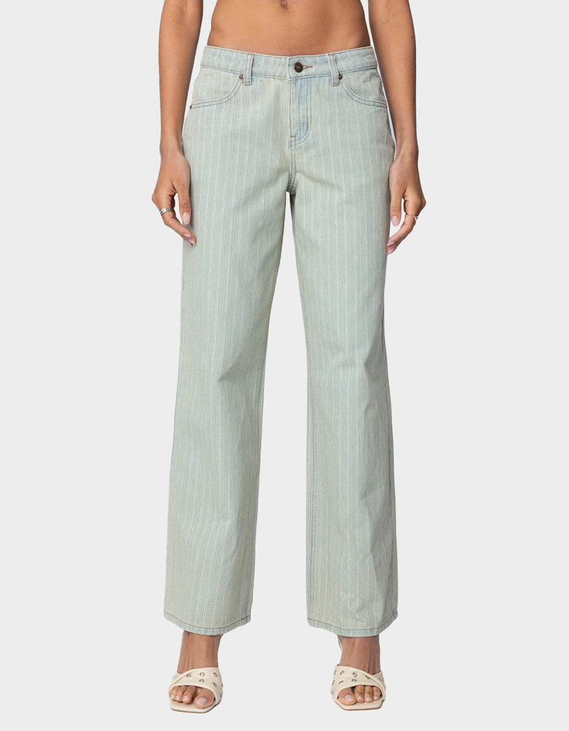 EDIKTED Lannah Textured Low Rise Jeans image number 0