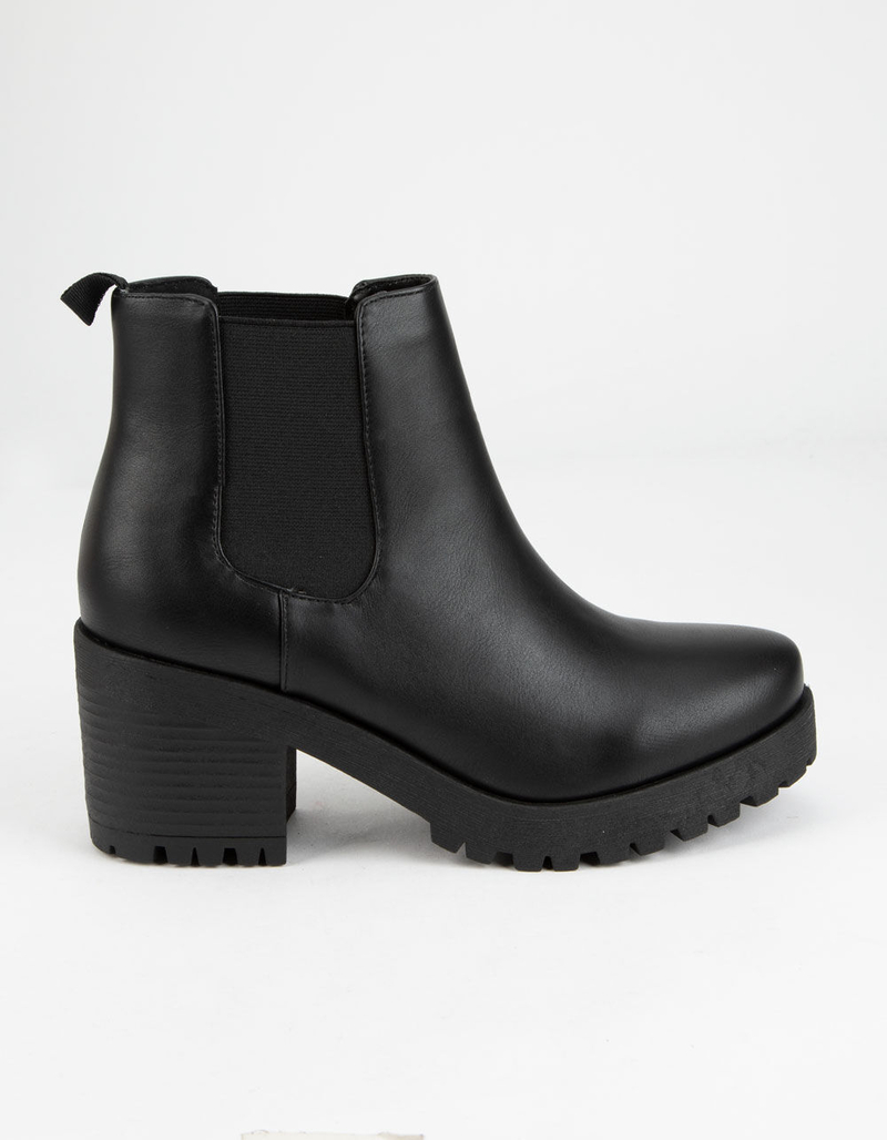 SODA Lug Sole Womens Chelsea Boots image number 0