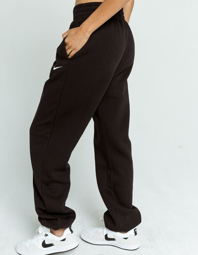 NIKE Sportswear Essential Straight Leg Womens Sweatpants image number 2
