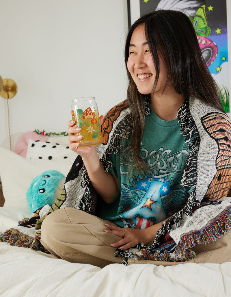 TILLYS HOME Mushroom Graphic Can Glass image number 4