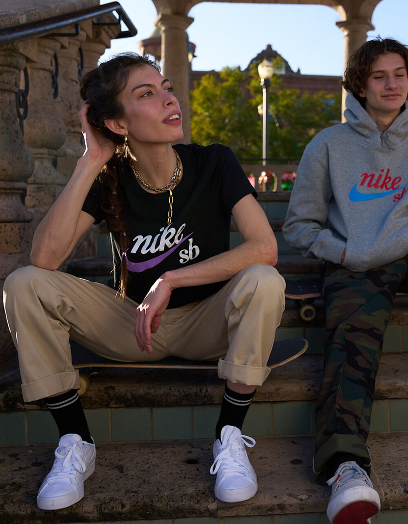 NIKE SB Womens Tee image number 4