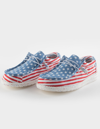 HEY DUDE Wally Mens Shoes Primary Image