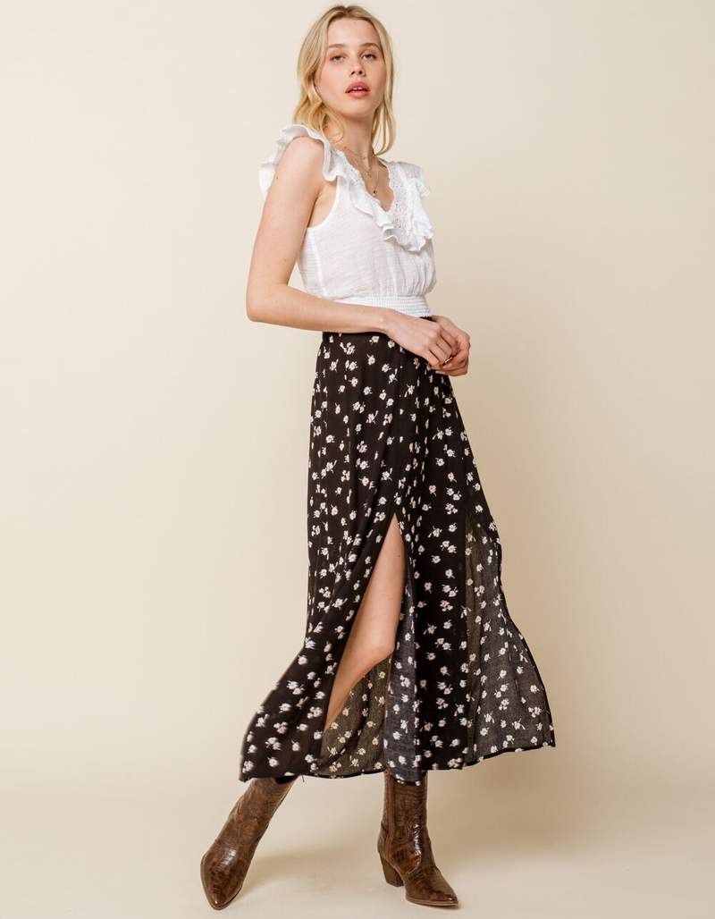 WEST OF MELROSE For The Frill Of It Crochet Trim Womens Top image number 3