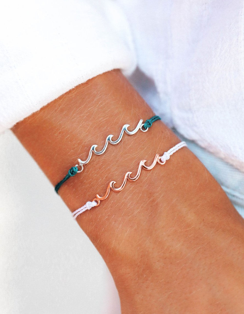 PURA VIDA Delicate Wave White Bracelet image number 1