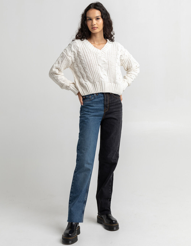 POOF Womens V Neck Cable Sweater image number 3