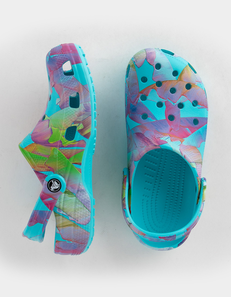 CROCS Palm Print Womens Classic Clogs image number 4
