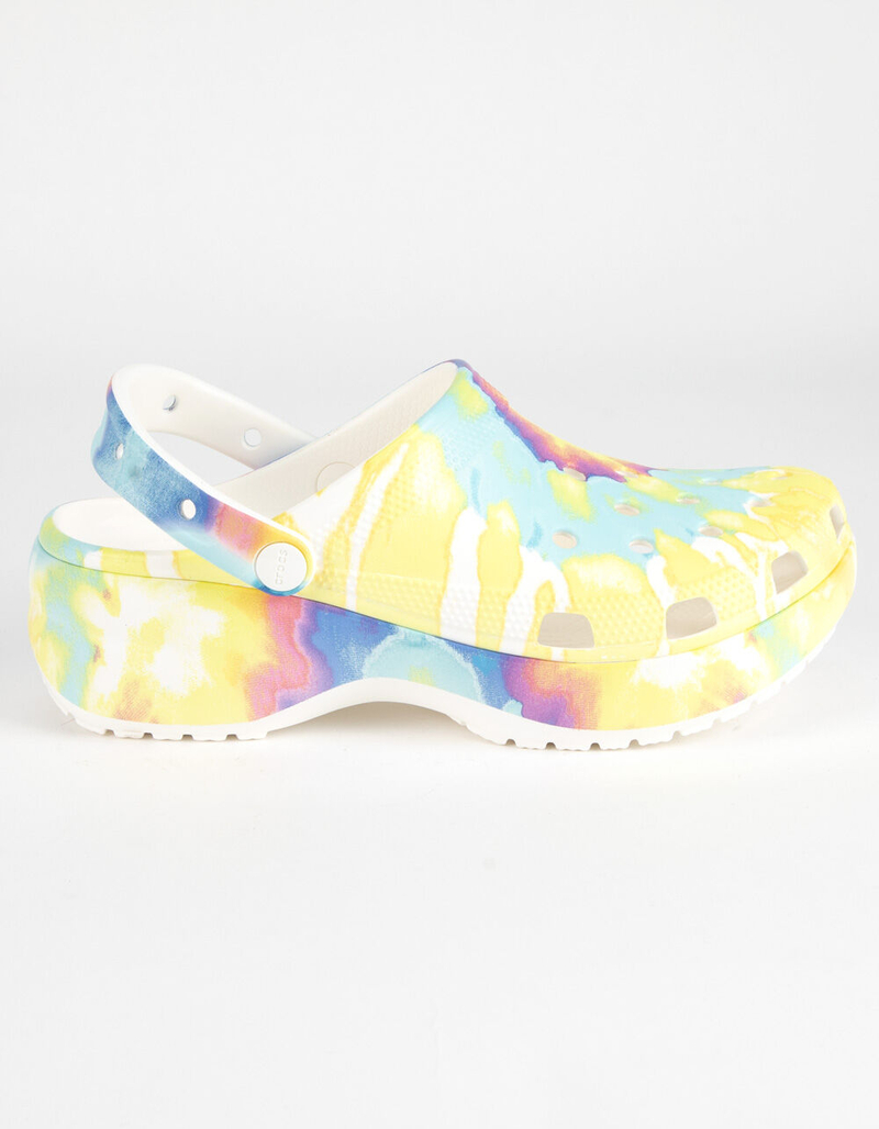 CROCS Classic Platform Tie Dye Graphic Womens Clogs image number 2