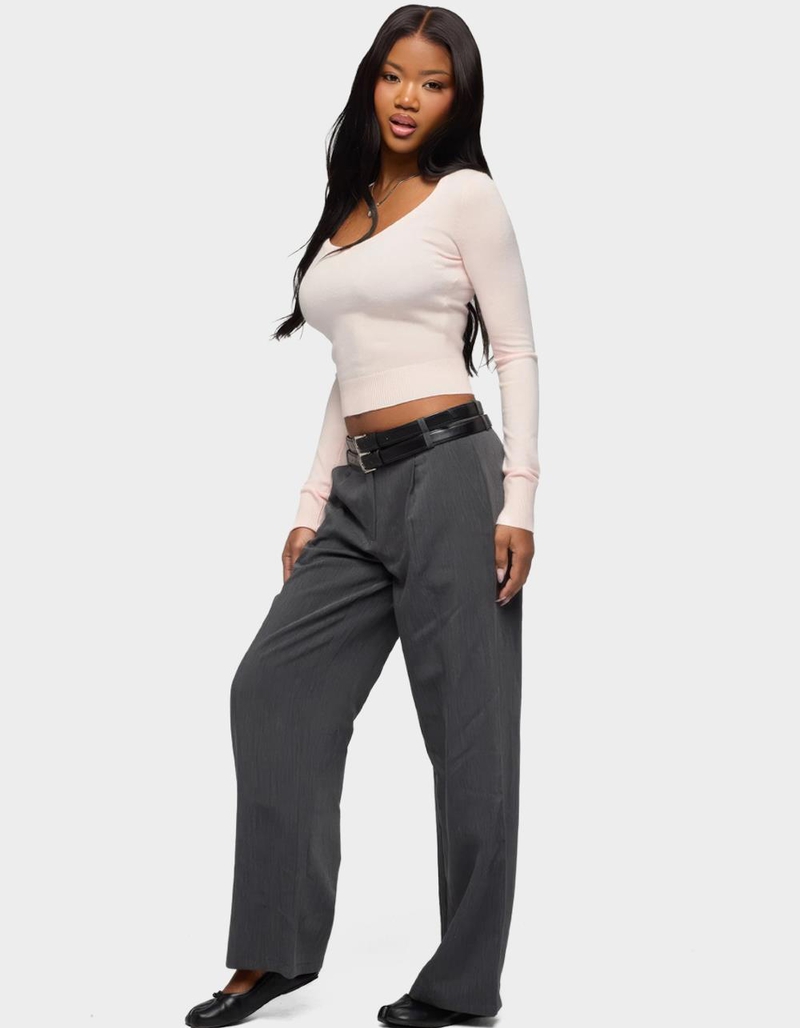 EDIKTED Mercedes Knitted V-Neck Top image number 3