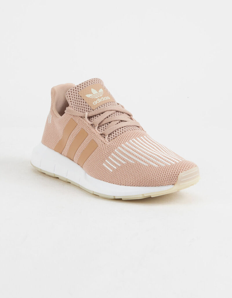 adidas swift run ash pearl off white