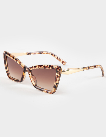 RSQ Angular Cat Eye Sunglasses Primary Image