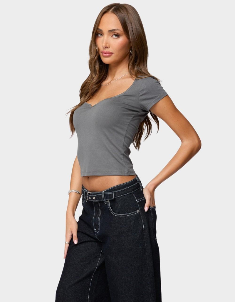 EDIKTED Ettalie Scoop Neck Tee image number 1