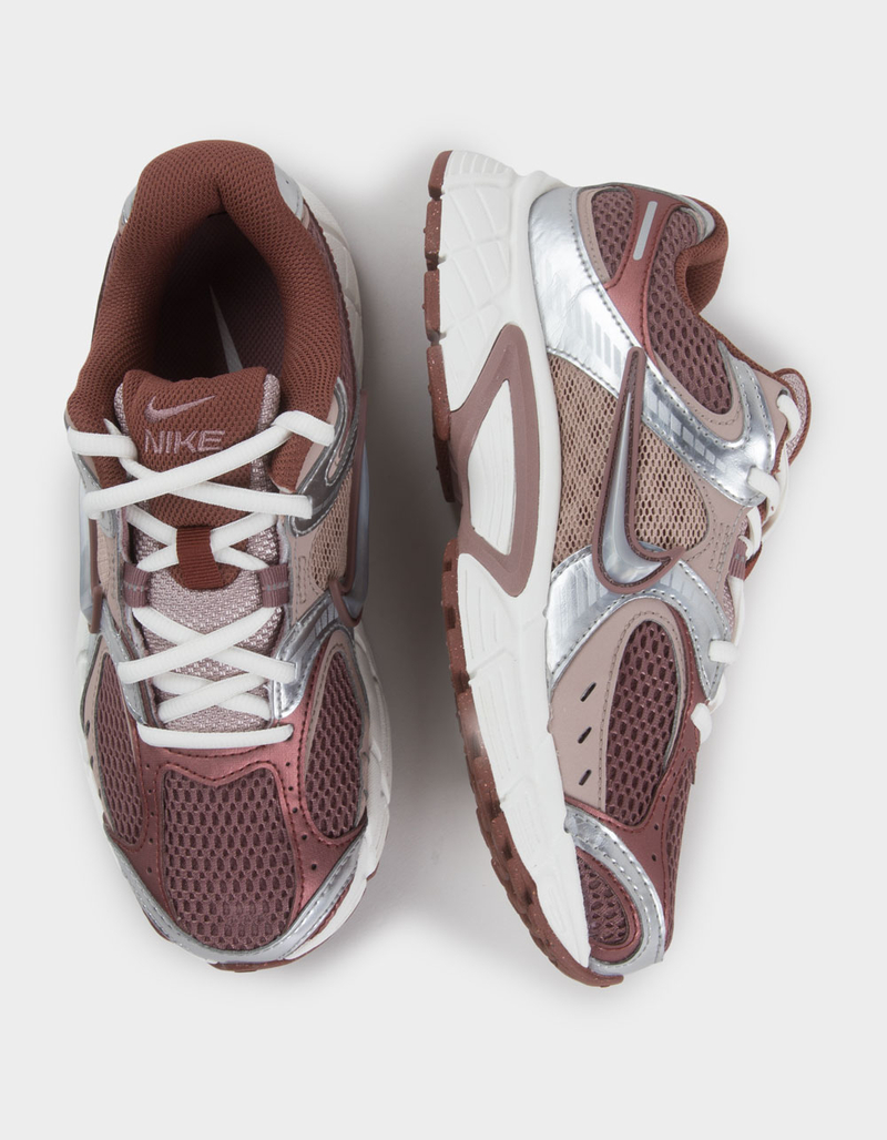 NIKE V5 RNR Womens Shoes image number 4
