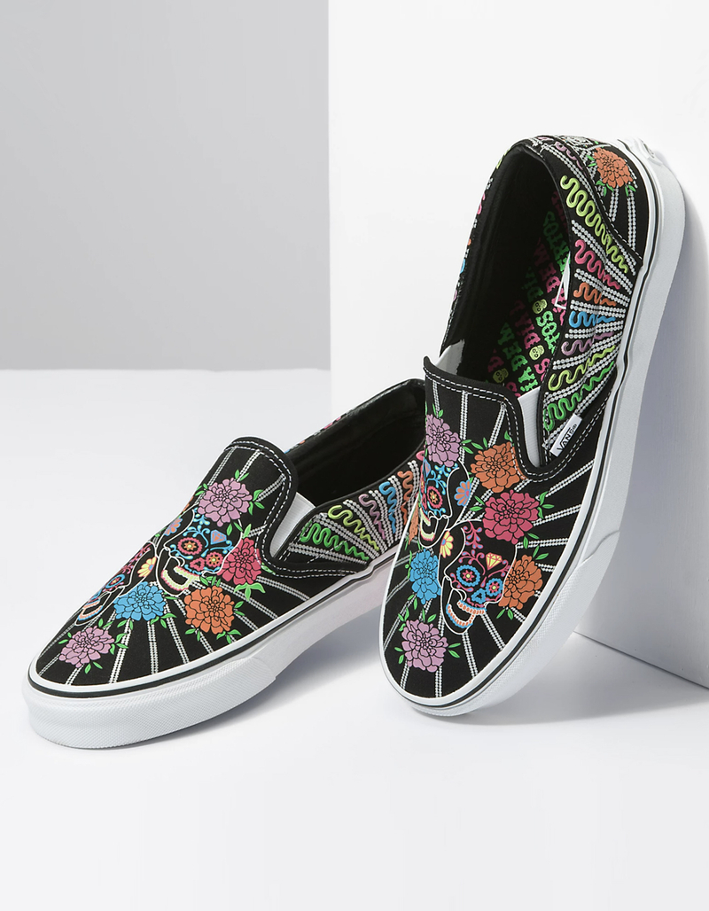 VANS Dia De Muertos Classic Slip-On Shoes image number 3